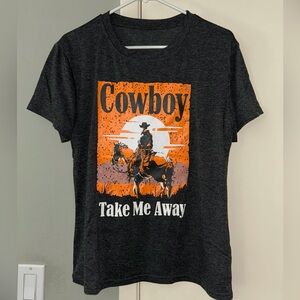 Women’s Cowboy Graphic T-Shirt